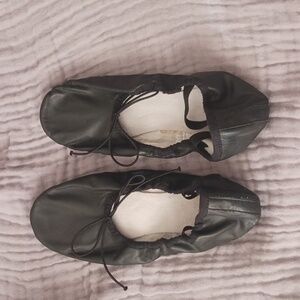 BLOCH BLACK BALLET SLIPPERS